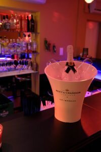 Erosworld Zurich Elvetia, club premium, job erotic, maseuze